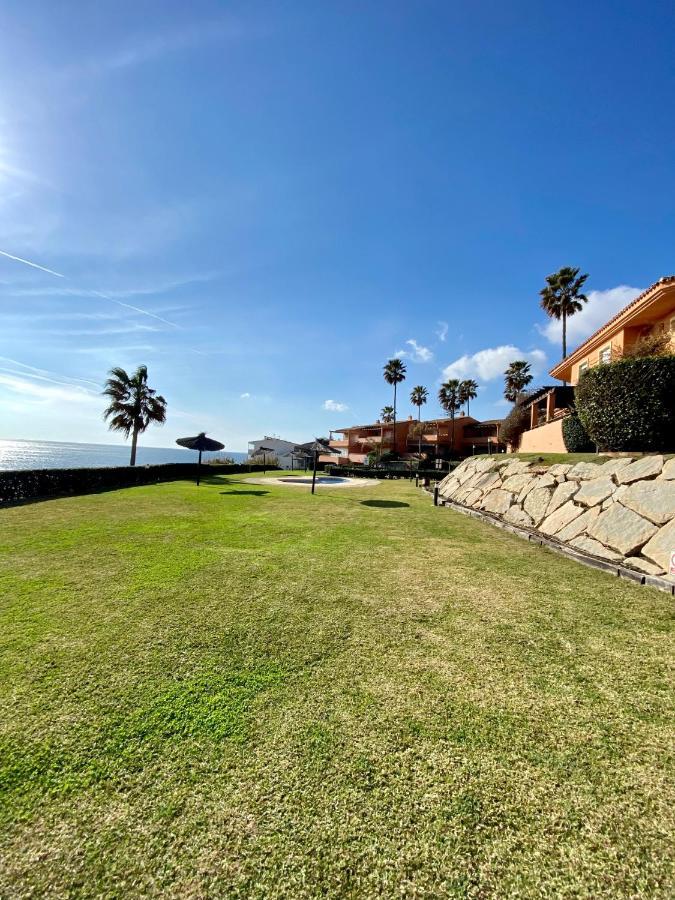 Luxury Three Bedroom Apartment At Estepona Exteriér fotografie