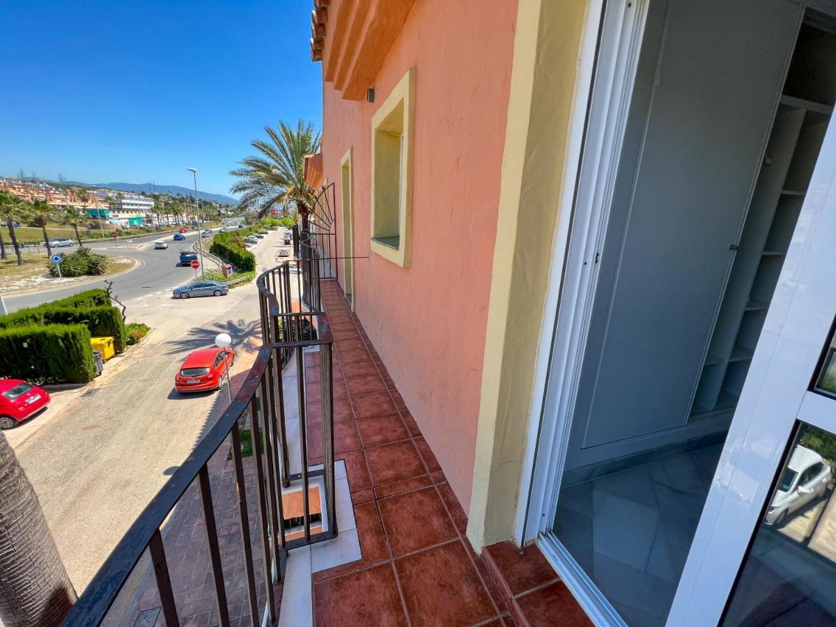 Luxury Three Bedroom Apartment At Estepona Exteriér fotografie