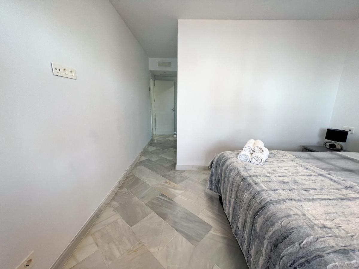 Luxury Three Bedroom Apartment At Estepona Exteriér fotografie