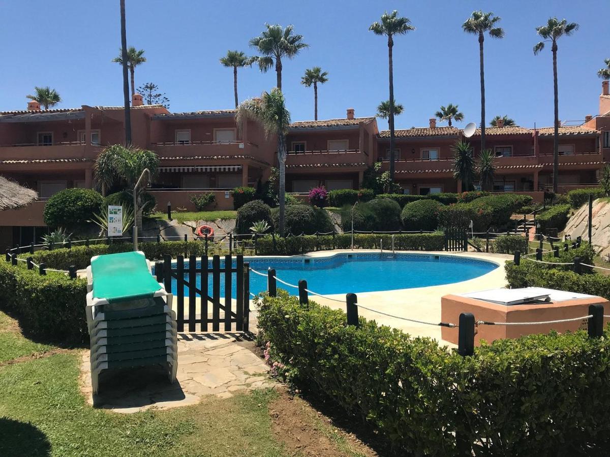 Luxury Three Bedroom Apartment At Estepona Exteriér fotografie